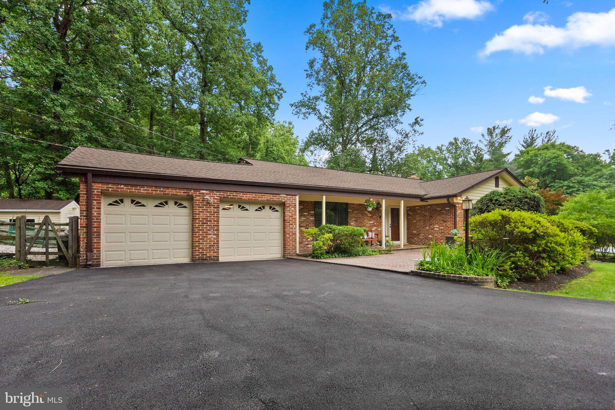 12801 Gaffney Road Silver Spring, MD 20904 - Photo 3 of 60