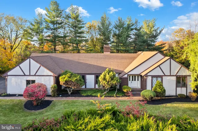 $819,000 | 2436 Aquetong Road, New Hope, PA 18938