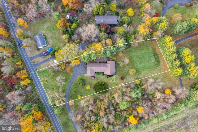 $819,000 | 2436 Aquetong Road, New Hope, PA 18938