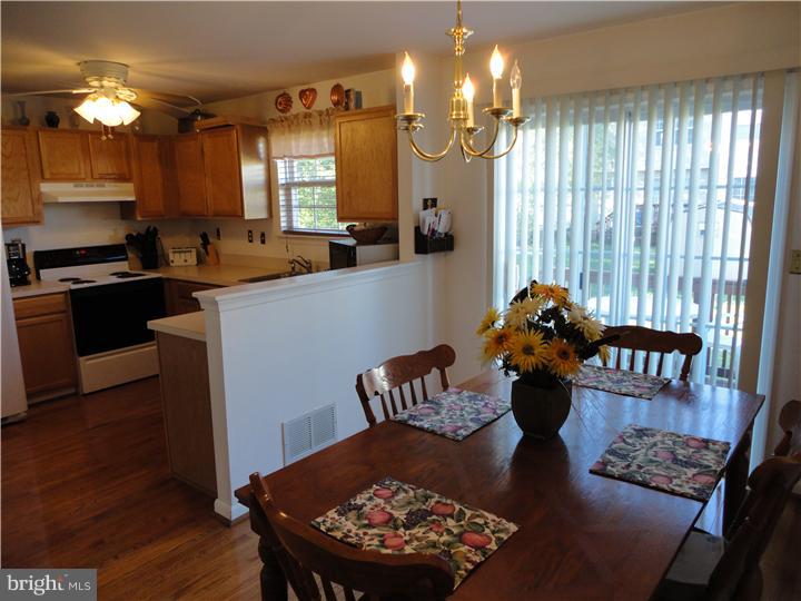 384 Braddock Road Smyrna, DE 19977 - Photo 6 of 13 Dining Room