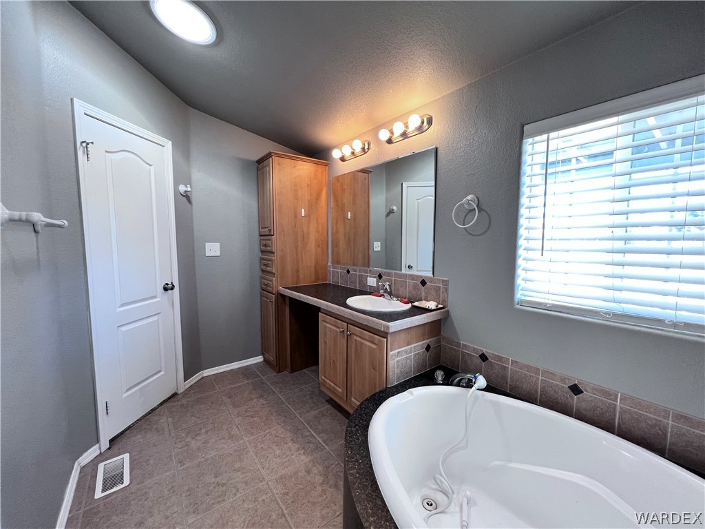 3439 North Magma Road Golden Valley, AZ 86413 - Photo 42 of 89