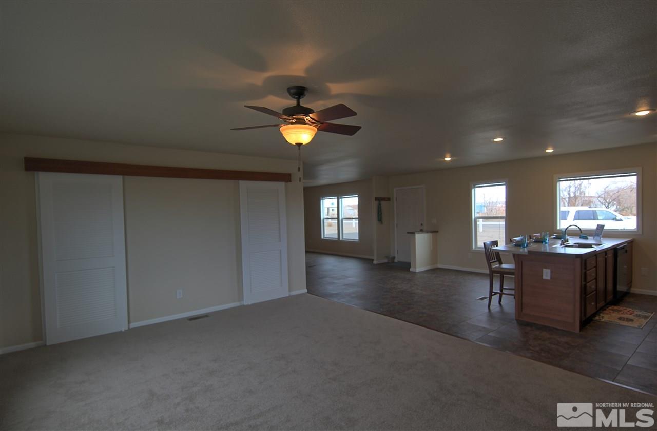 7645 Springfield Road Silver Springs, NV 89429 - Photo 8 of 25 Photo 8