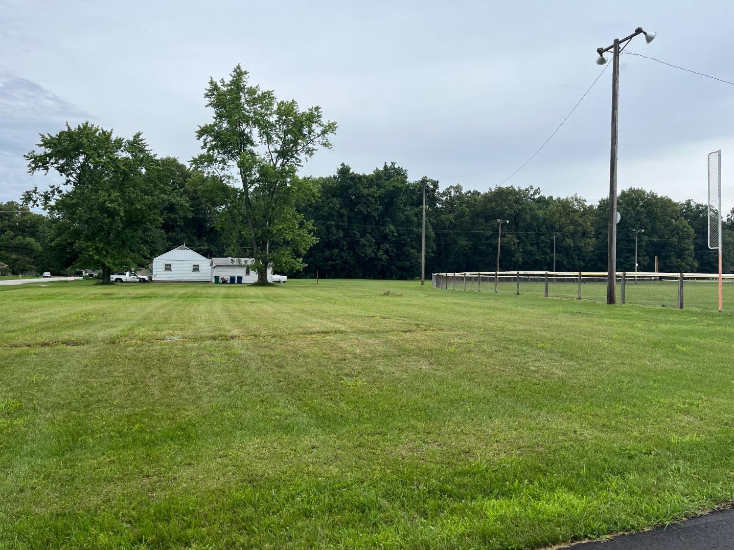 a view of a basketball court