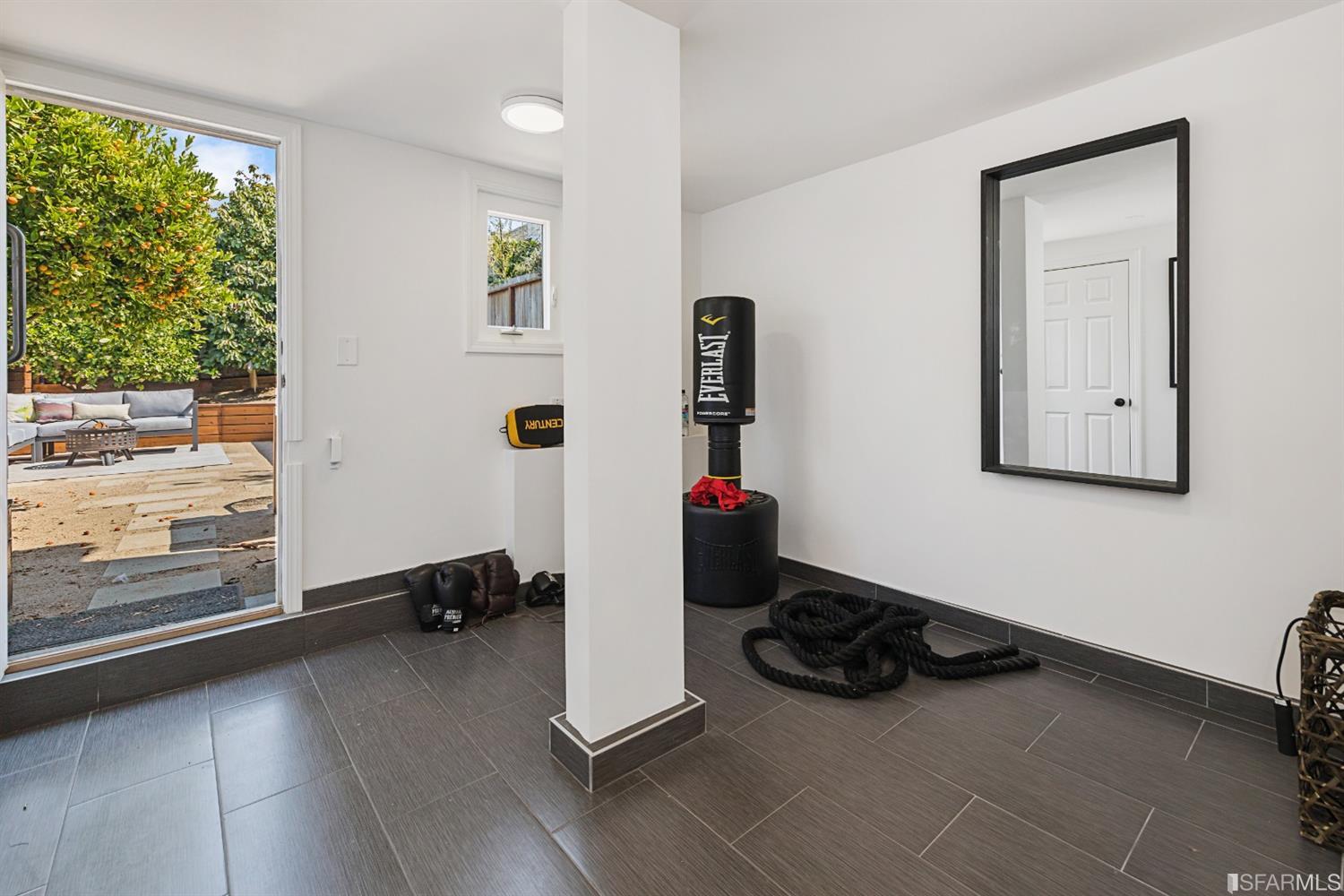 358 Maynard Street San Francisco, CA 94112 - Photo 17 of 24