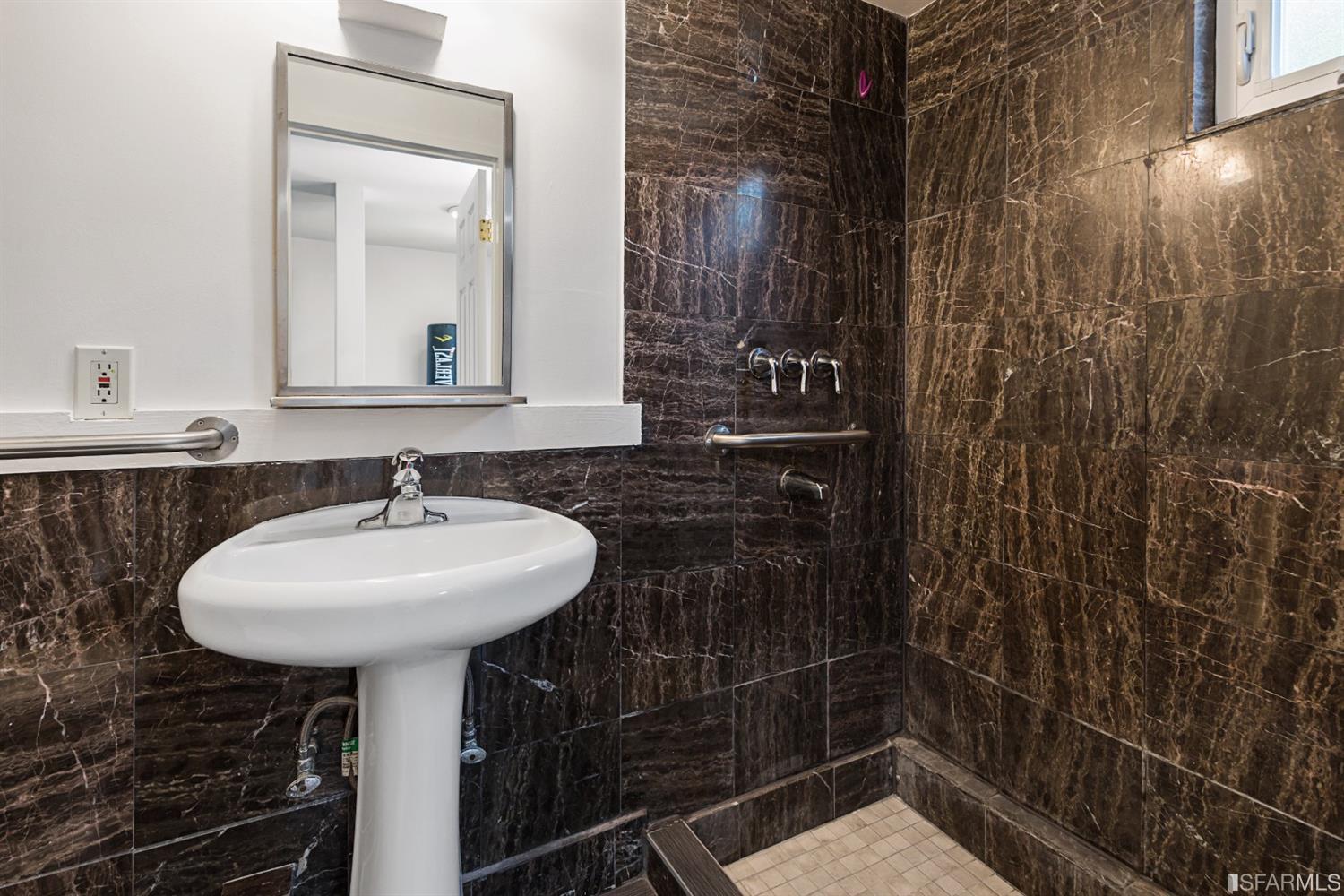 358 Maynard Street San Francisco, CA 94112 - Photo 21 of 24