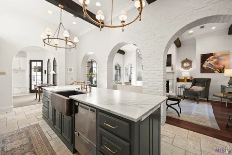 $1,245,000 | 11438 Center Court Boulevard, St. George, LA 70810