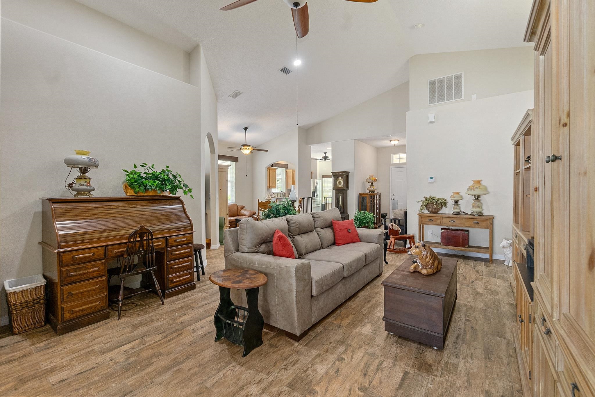 16 Raintree Place Palm Coast, FL 32164 - Photo 7 of 45 Gallery Image 7