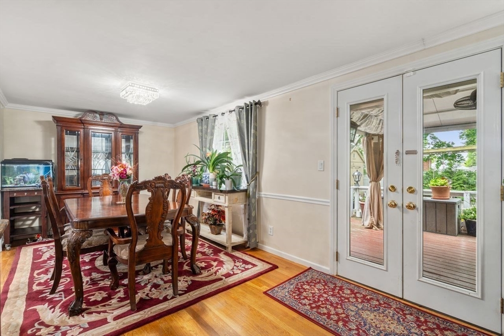 560 Worcester Street Wellesley, MA 02481 - Photo 8 of 29