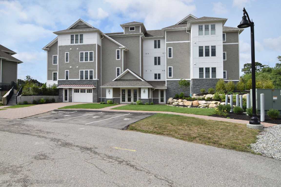 7 Compass Way, Unit D103 Westerly, RI 02891 - Photo 1 of 31