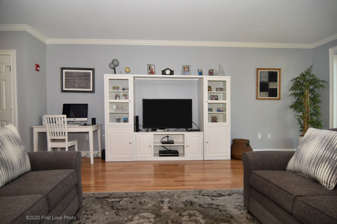 7 Compass Way, Unit D103 Westerly, RI 02891 - Photo 3 of 31