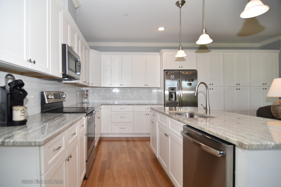 7 Compass Way, Unit D103 Westerly, RI 02891 - Photo 8 of 31