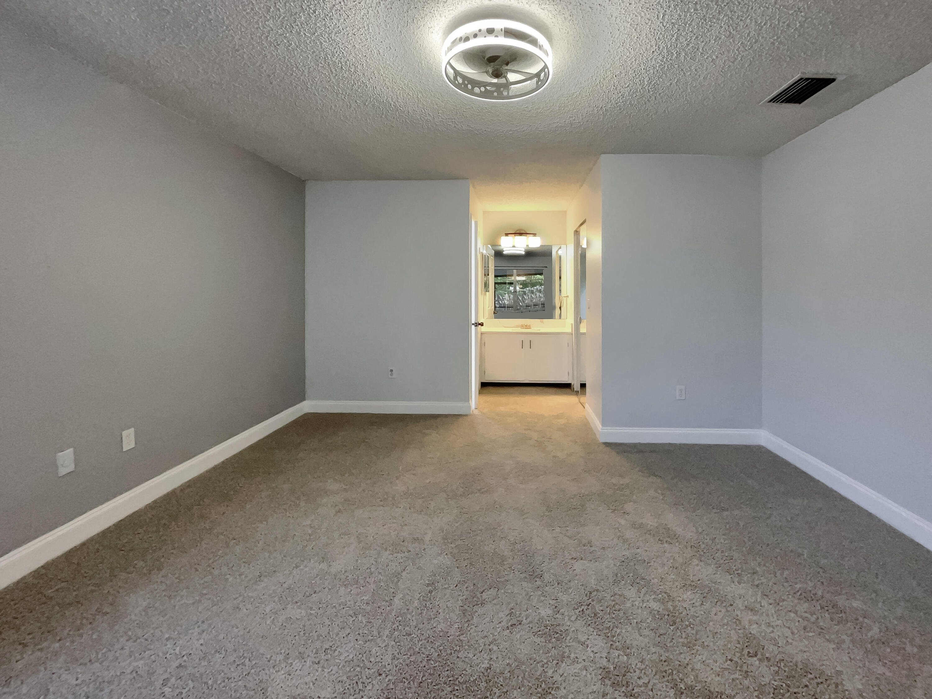 8 Cedar Circle Boynton Beach, FL 33436 - Photo 15 of 22 listing_12