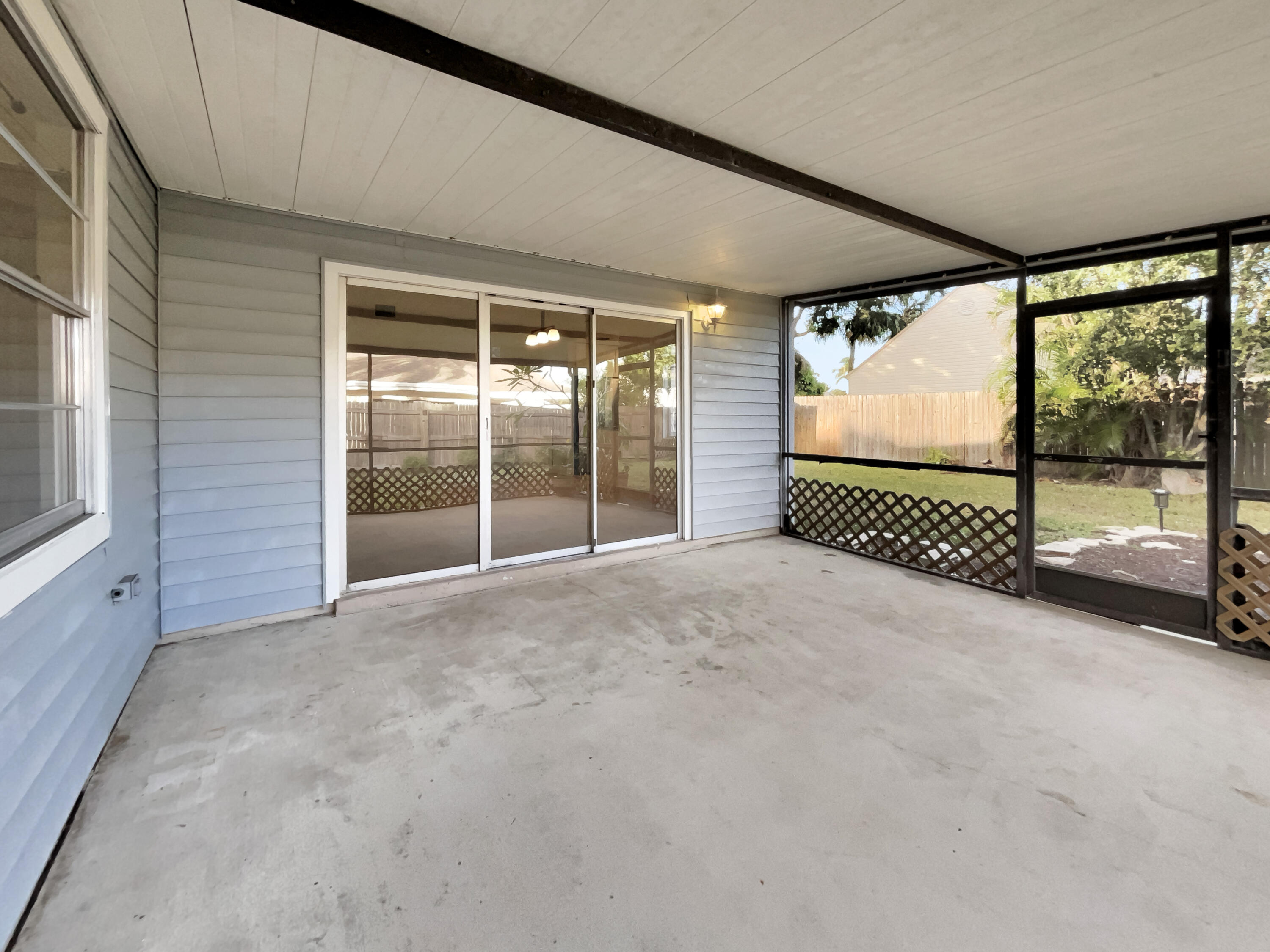 8 Cedar Circle Boynton Beach, FL 33436 - Photo 19 of 22 listing_16