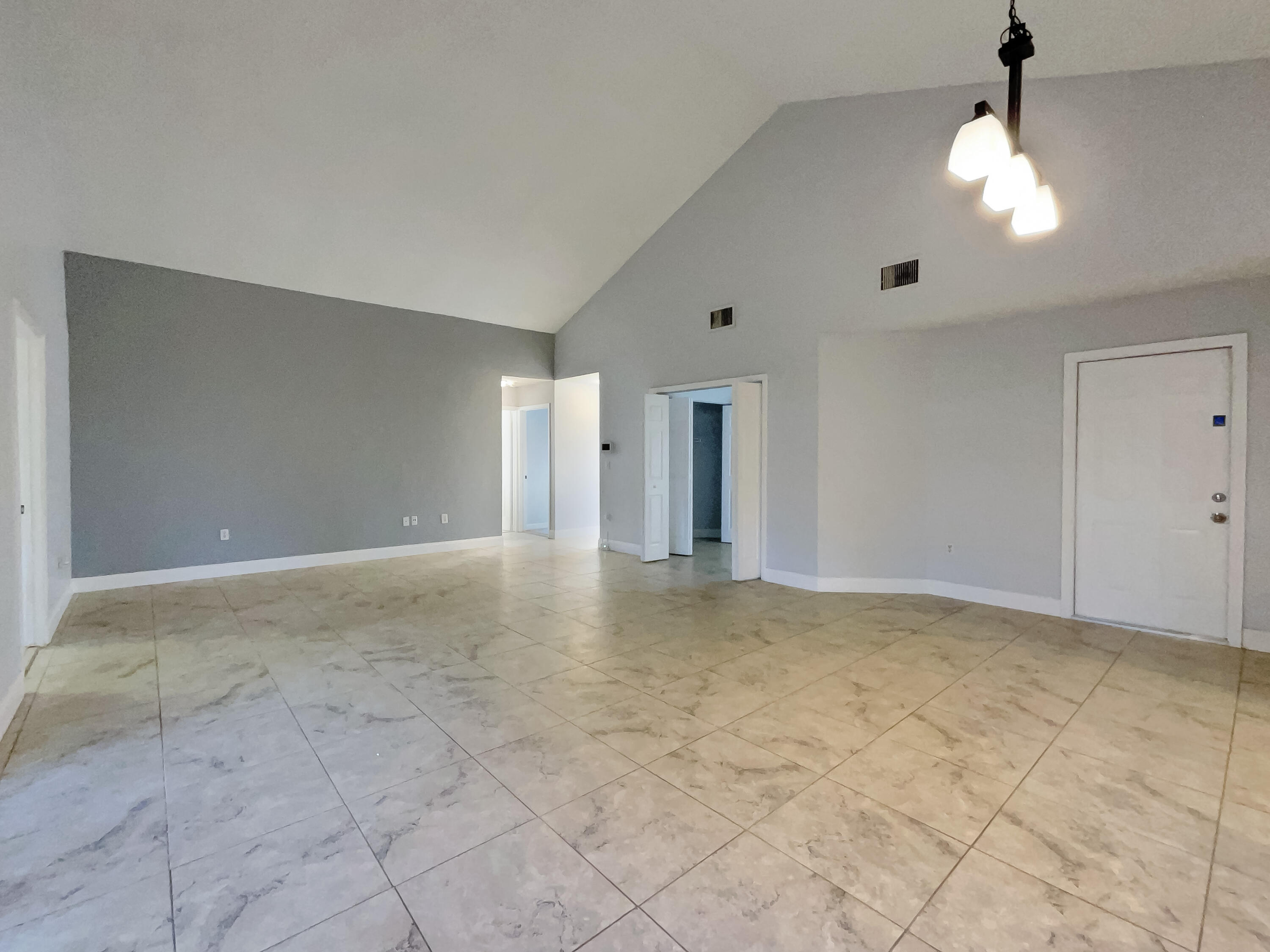 8 Cedar Circle Boynton Beach, FL 33436 - Photo 9 of 22 listing_6