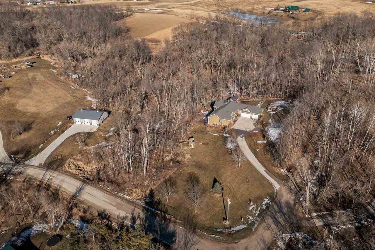 1209 Holmans Road Mount Vernon, IA 52314 - Photo 1 of 56 Gallery Image 1