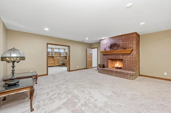 $1,297,950 | 7891 West Whiteland Road, Bargersville, IN 46106