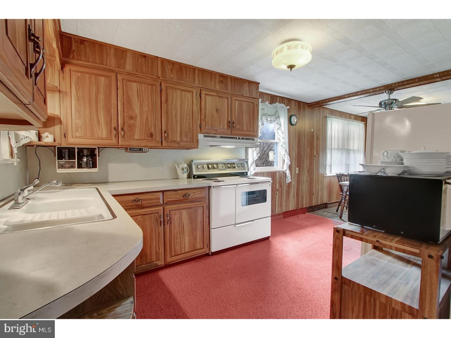 26 Lewis Road Reading, PA 19606 - Photo 5 of 24