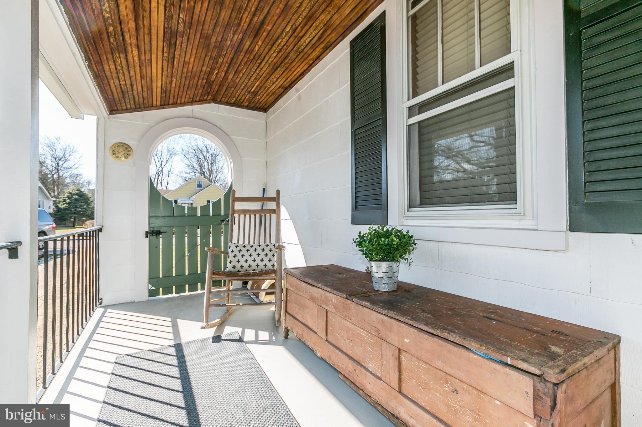2908 Emerald Road Baltimore, MD 21234 - Photo 2 of 27 Side Porch