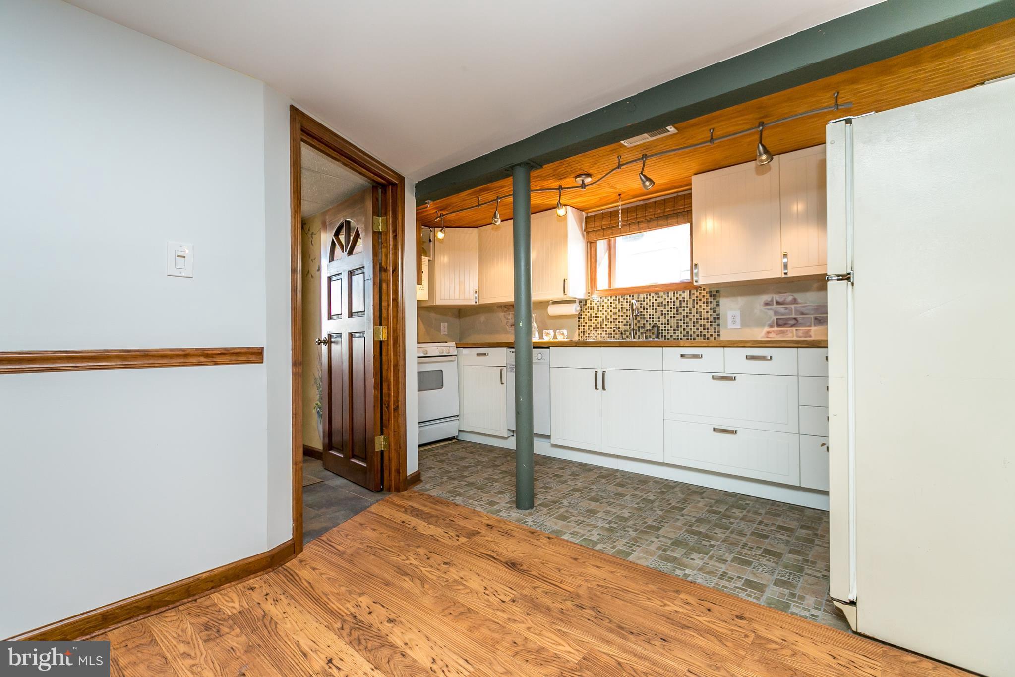 2908 Emerald Road Baltimore, MD 21234 - Photo 20 of 27 2nd Kitchen/In-Law Apt