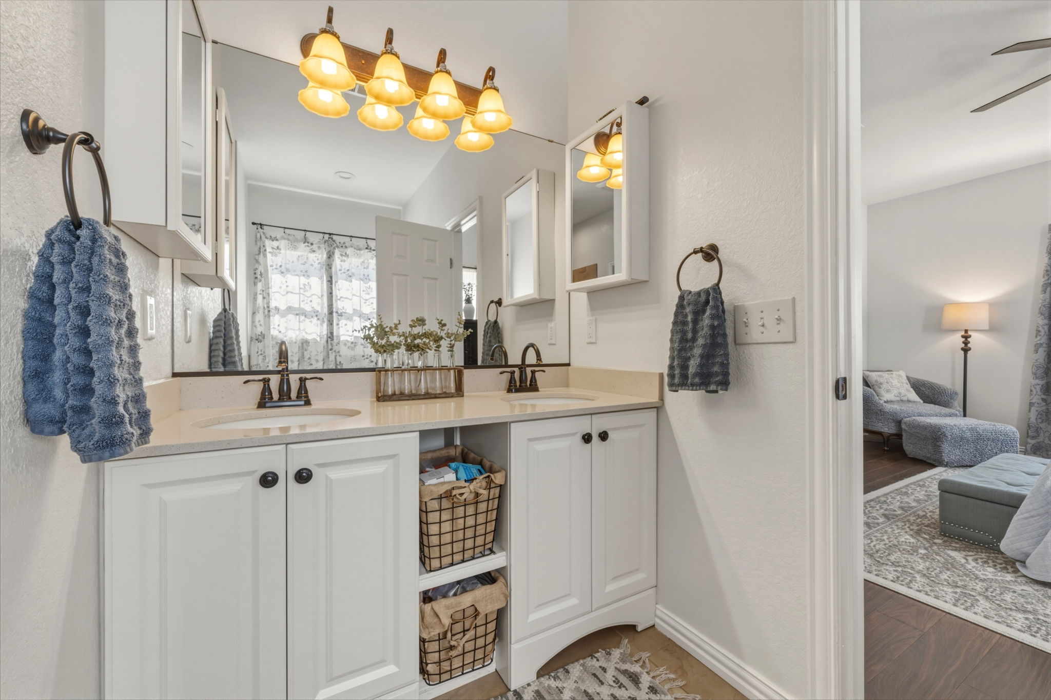 1516 Old Luling Road Lockhart, TX 78644 - Photo 13 of 39 Bathroom with double vanity, separate jetted tub and shower