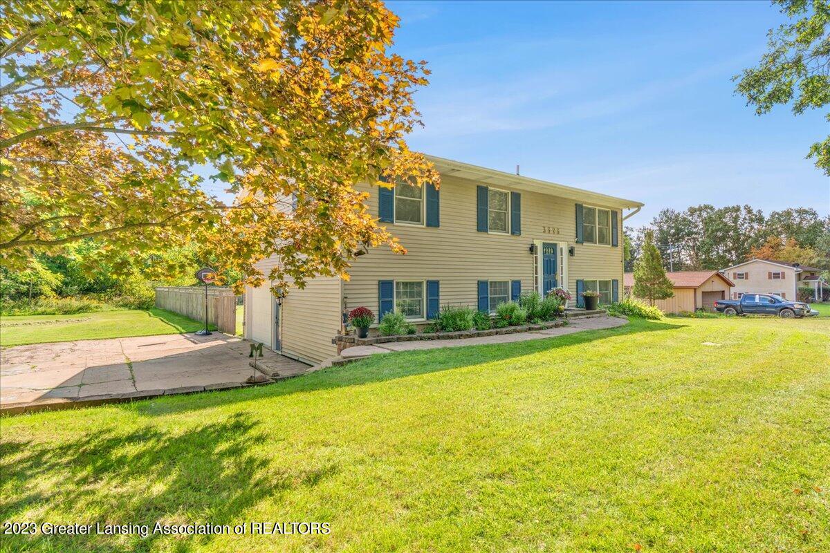 3323 Kemler Road Eaton Rapids, MI 48827 - Photo 2 of 40 Exterior Front3