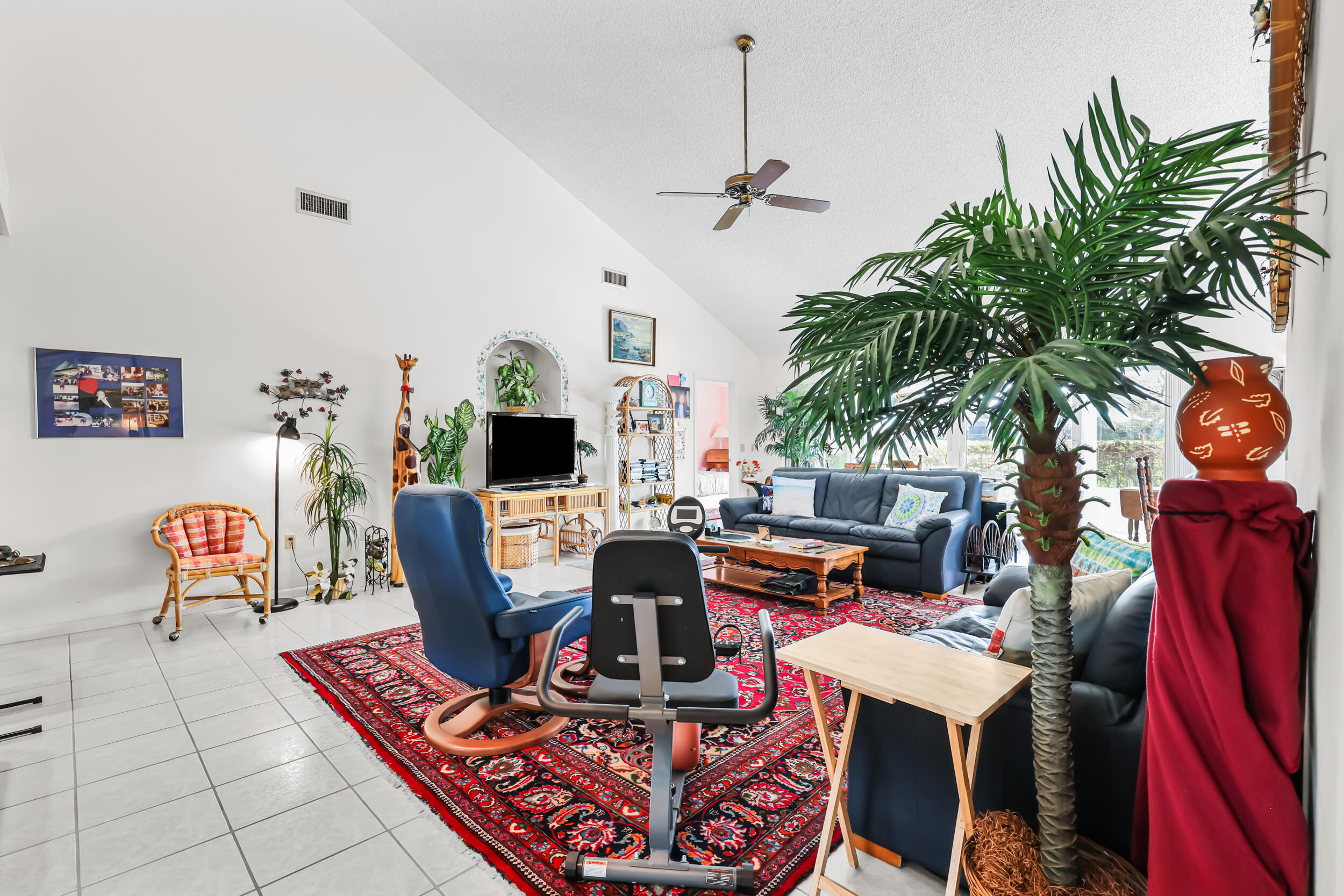 117 Sea Steppes Court Jupiter, FL 33477 - Photo 15 of 61 Living Room