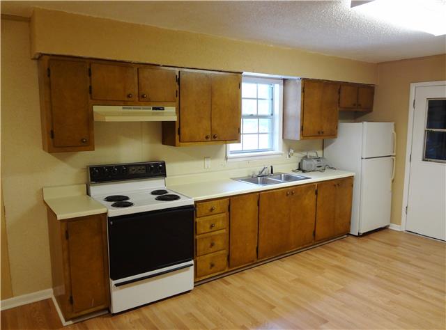 809 Miles Road Pulaski, TN 38478 - Photo 6 of 20