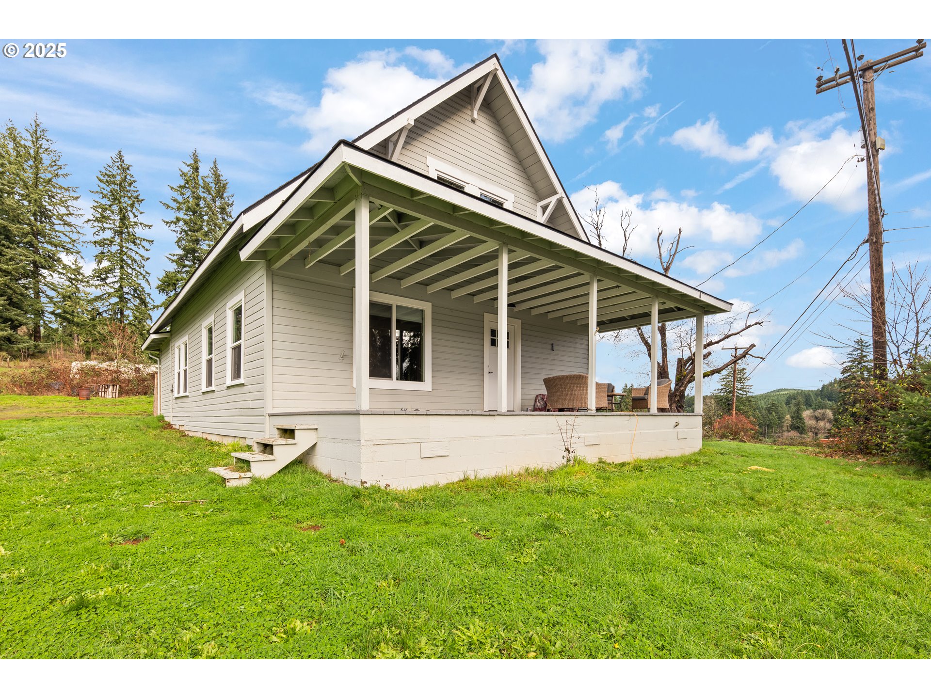 22621 Noti Loop Road Noti, OR 97461 - Photo 19 of 47