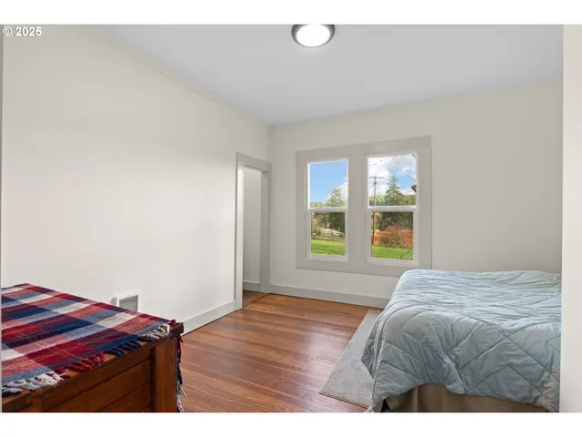 $449,000 | 22621 Noti Loop Road, Noti, OR 97461