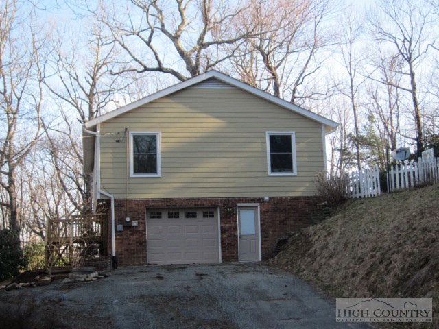 617 Teaberry Hills Road Boone, NC 28607 - Photo 2 of 25