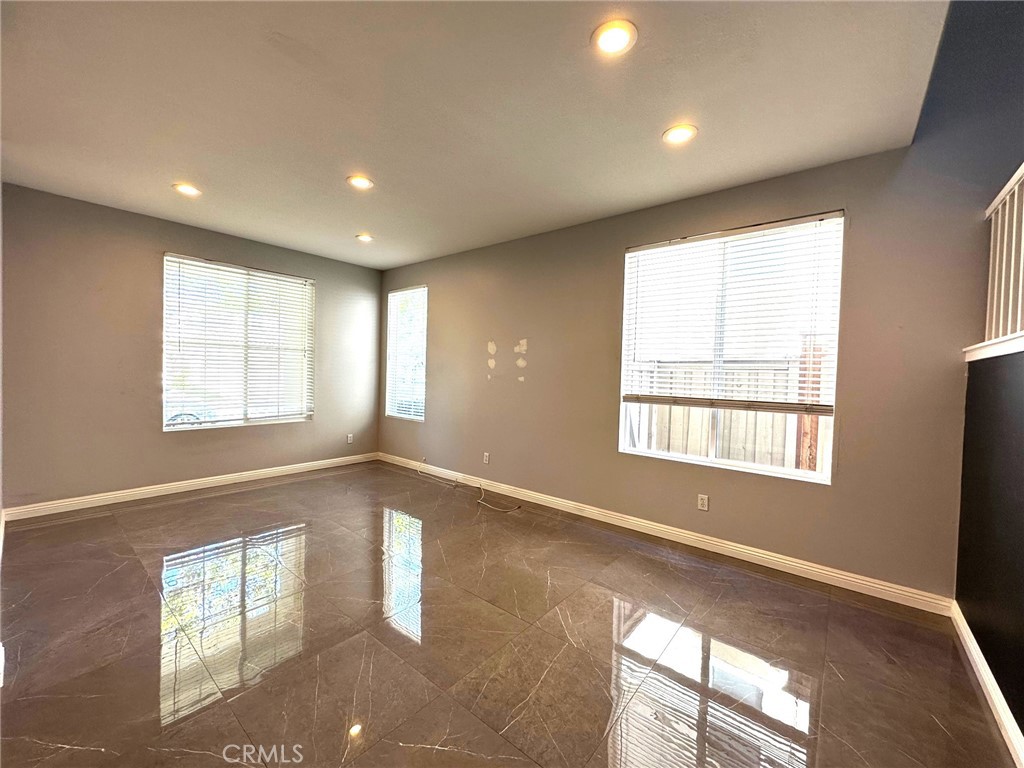 33 Sagebrush Irvine, CA 92618 - Photo 2 of 22 a view of an empty room with a window