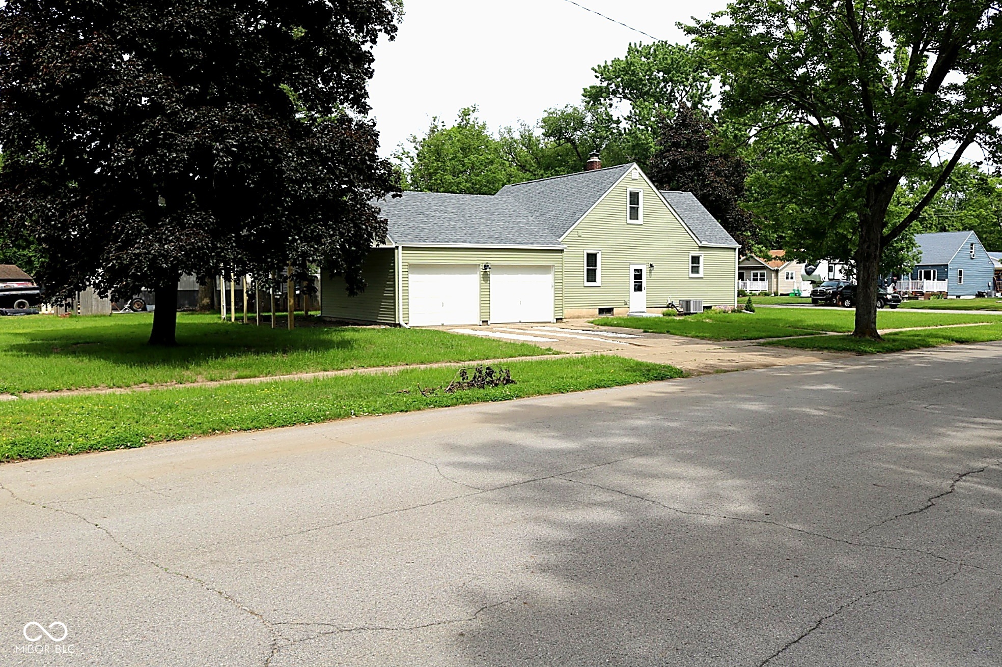 935 Jackson Boulevard Rochester, IN 46975 - Photo 2 of 34 Gallery Image 2