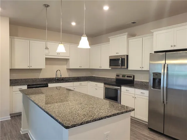 $2,045 | 210 Centennial Circle, Canton, GA 30114