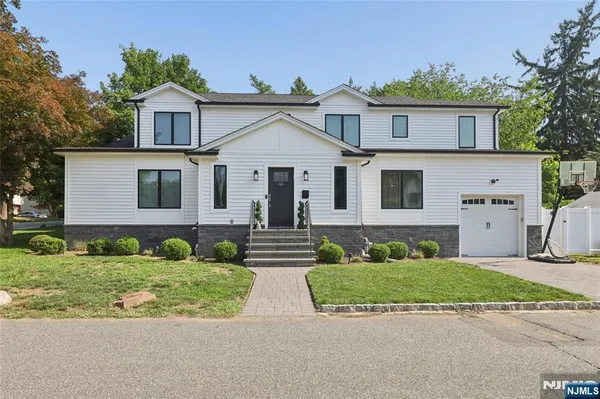 $1,775,000 | 68 Serpentine Road, Demarest, NJ 07627