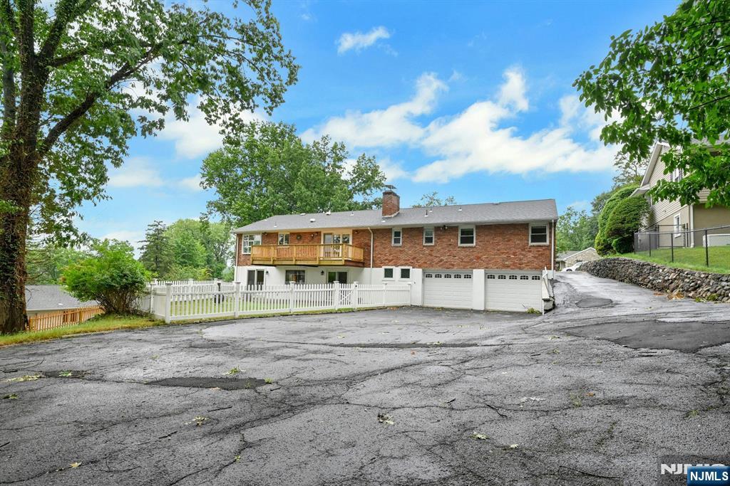 26 Alpine Drive Wayne, NJ 07470 - Photo 40 of 45