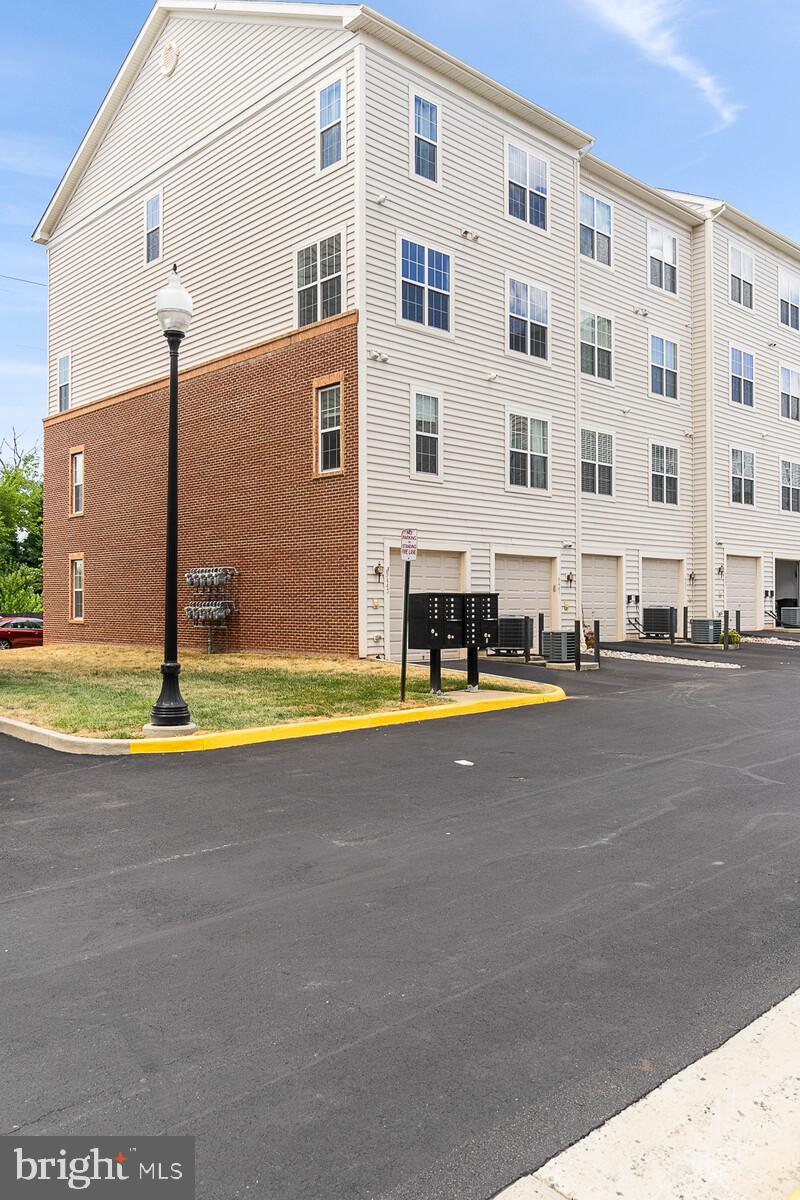 9441 Stonewall Road Manassas, VA 20110 - Photo 21 of 22 One Car Garage