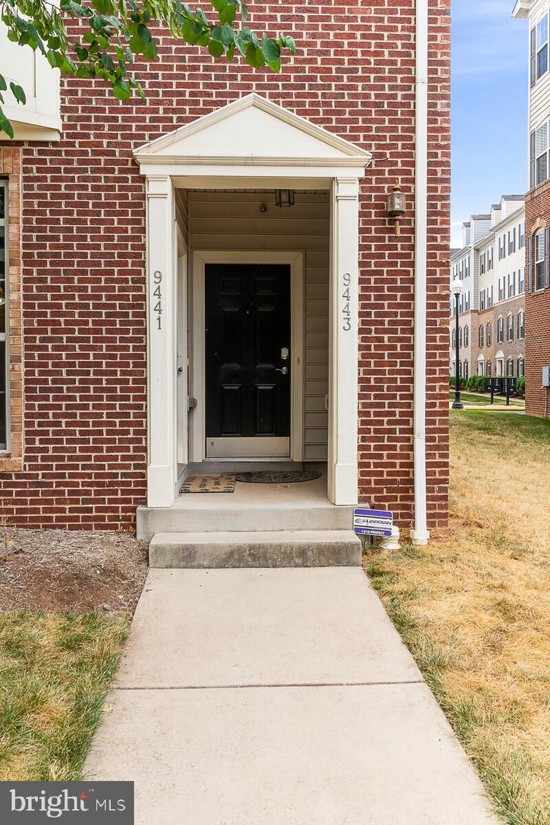 9441 Stonewall Road Manassas, VA 20110 - Photo 4 of 22