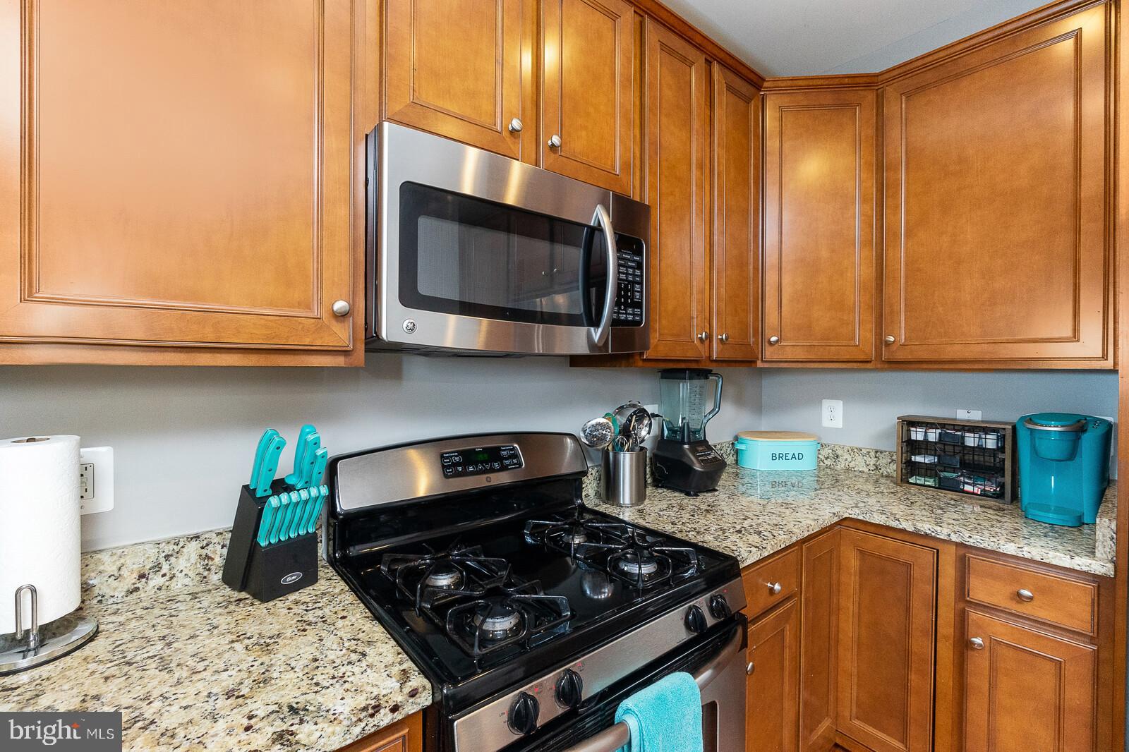 9441 Stonewall Road Manassas, VA 20110 - Photo 10 of 22 Stainless Steel Appliances