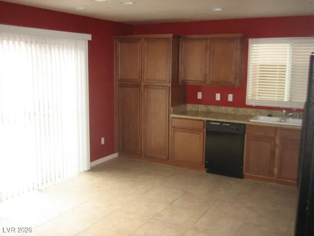 $2,095 | 9137 West Torino Avenue, Las Vegas, NV 89148