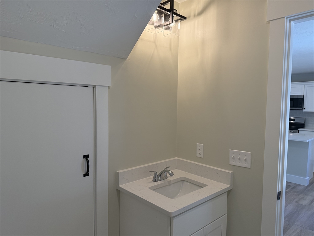 480 Wareham Street, Unit 22 Middleboro, MA 02346 - Photo 9 of 19