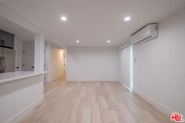 $4,312 | 2107 Pullman Lane, Unit E, Redondo Beach, CA 90278