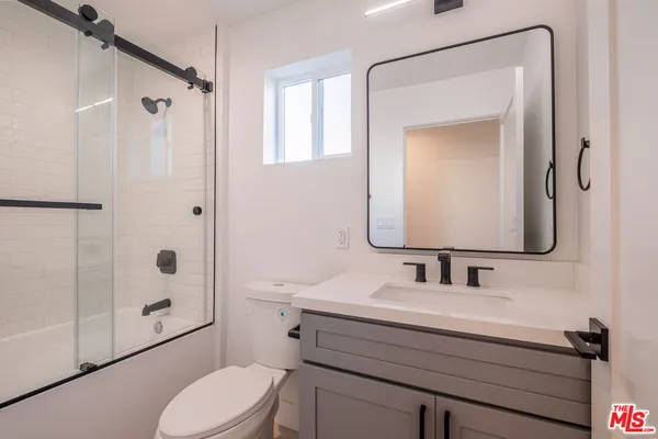 $4,312 | 2107 Pullman Lane, Unit E, Redondo Beach, CA 90278