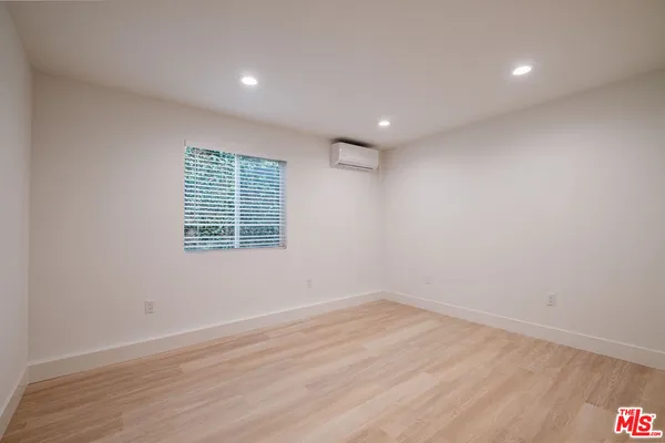 $4,312 | 2107 Pullman Lane, Unit E, Redondo Beach, CA 90278