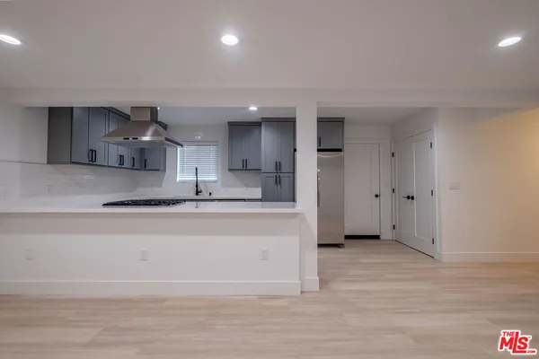 $4,312 | 2107 Pullman Lane, Unit E, Redondo Beach, CA 90278