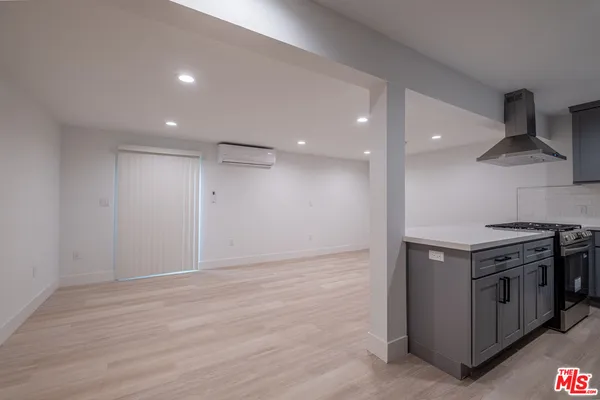 $4,312 | 2107 Pullman Lane, Unit E, Redondo Beach, CA 90278