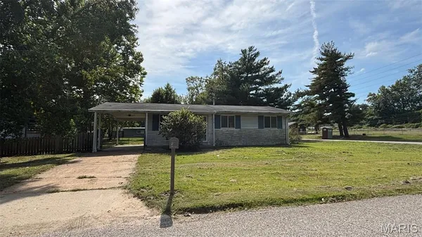 $1,225 | 1252 Redman Boulevard, St. Louis, MO 63138