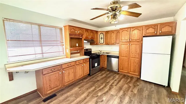 $1,300 | 1252 Redman Boulevard, St. Louis, MO 63138