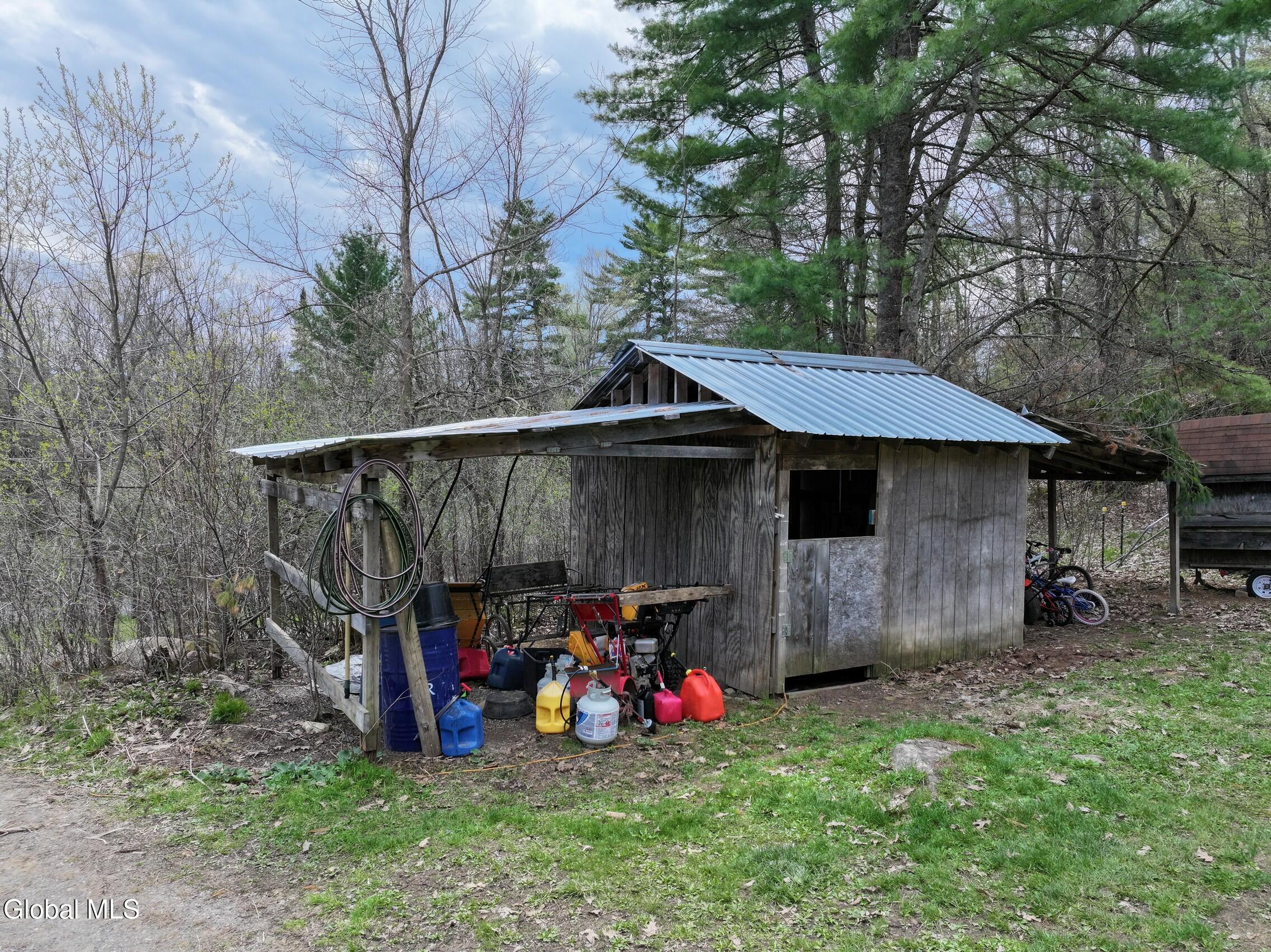 631 Hogback Road Crown Point, NY 12928 - Photo 41 of 50 photo_offline_019