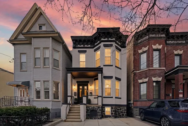 $975,000 | 412 Gregory Avenue, Unit 1, Weehawken, NJ 07086