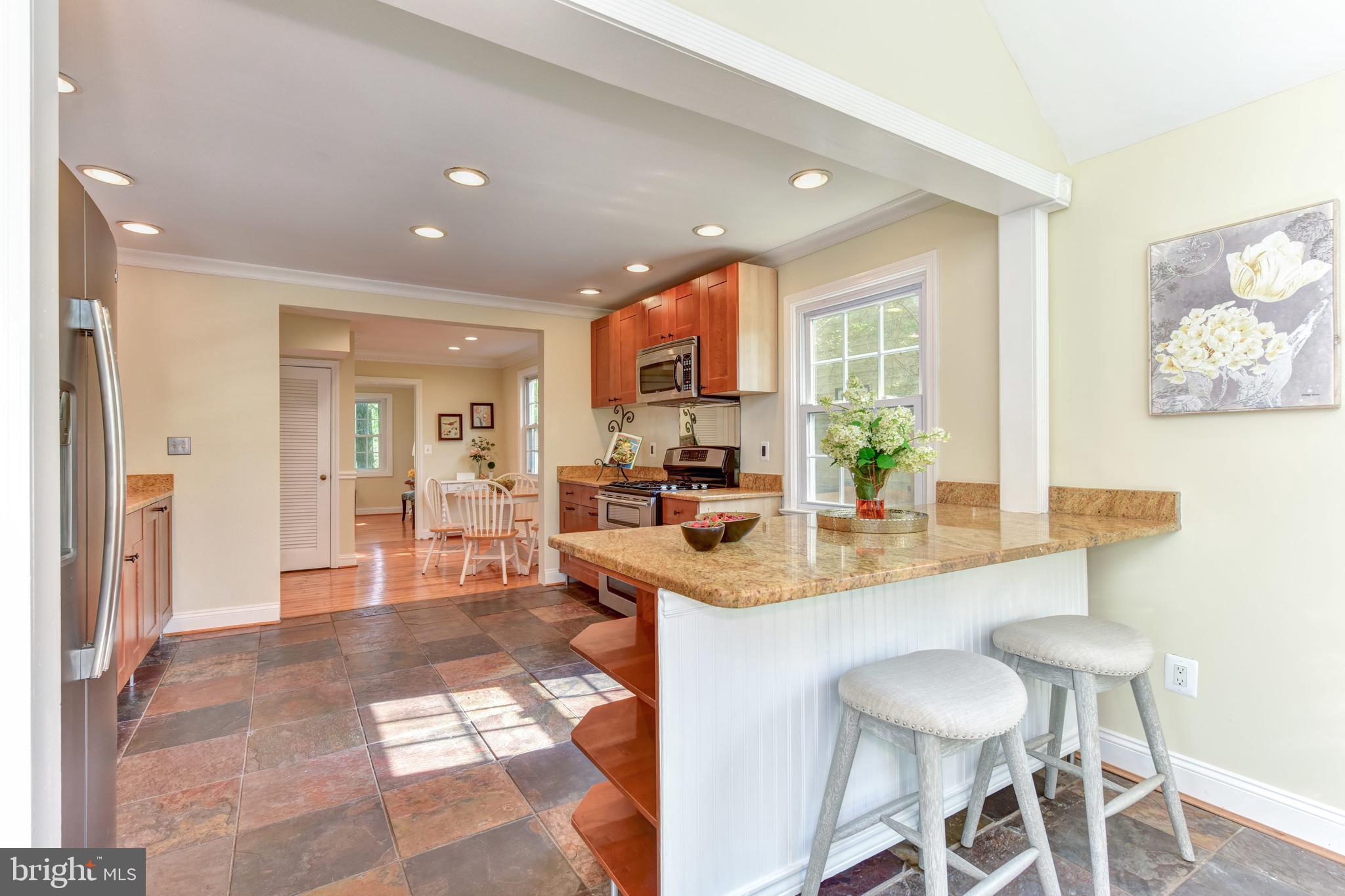 6710 Barrett Road Falls Church, VA 22042 - Photo 16 of 42 Gallery Image 16